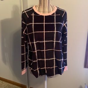 Kenzie Black and Pink Plaid Top. Size Small Super Soft.